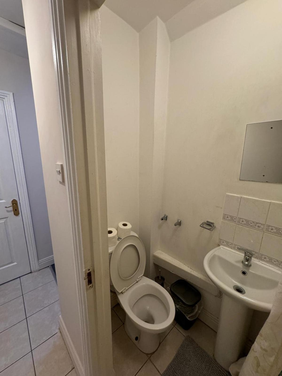 Nice Double Room Near Omni Shopping Dublin Buitenkant foto