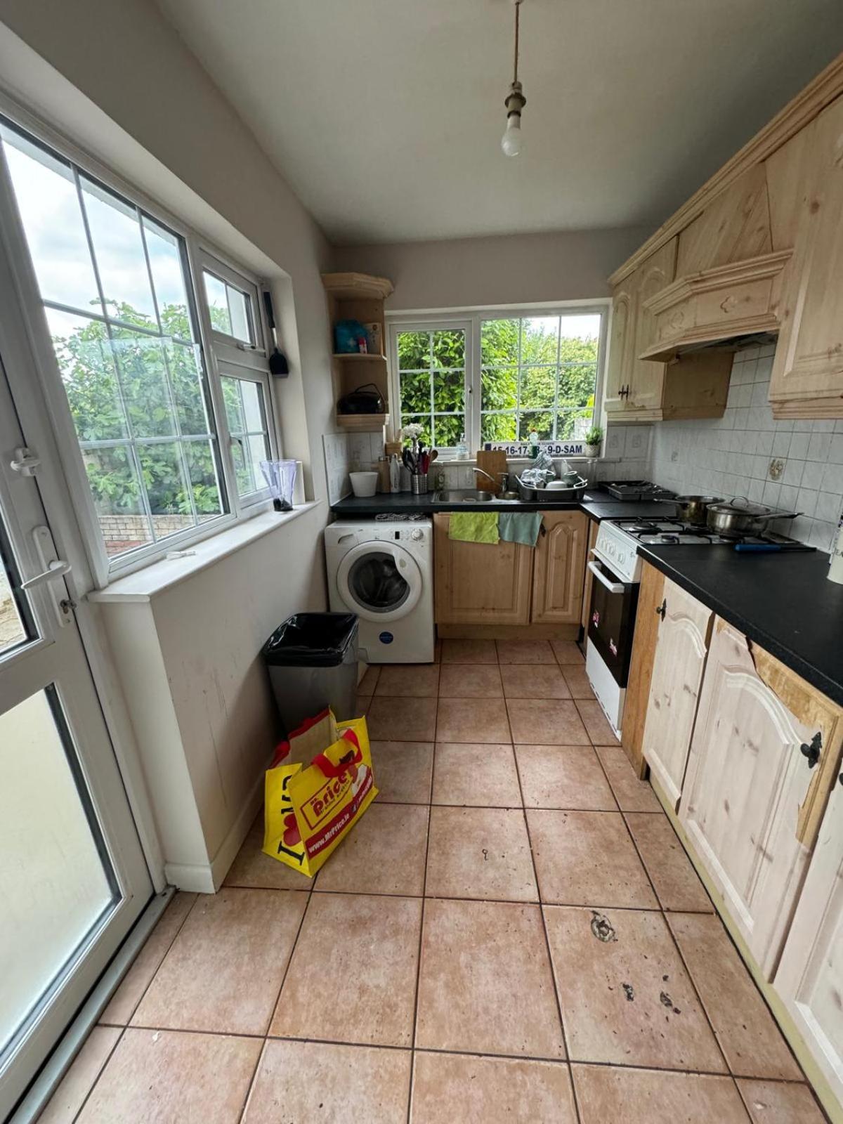 Nice Double Room Near Omni Shopping Dublin Buitenkant foto